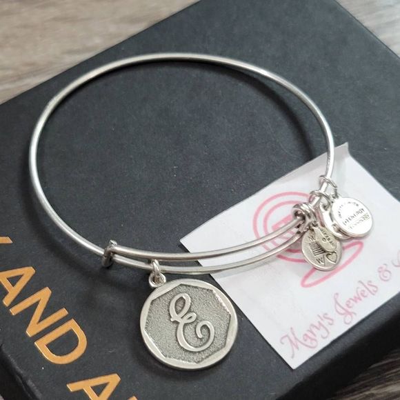 Alex and Ani letter E initial charm bracelet - Picture 2 of 3